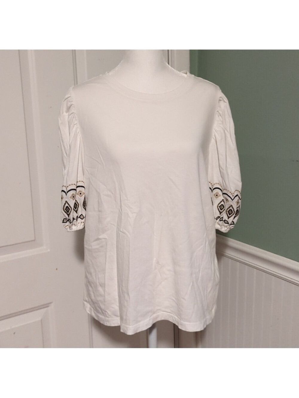 LOFT White Puffy Sleeve Top Large